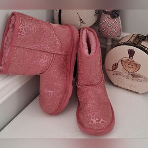 UGG Pink Leopard Priny Pull On Lined Kids Winter Boots Sz 4 Pre-Owned